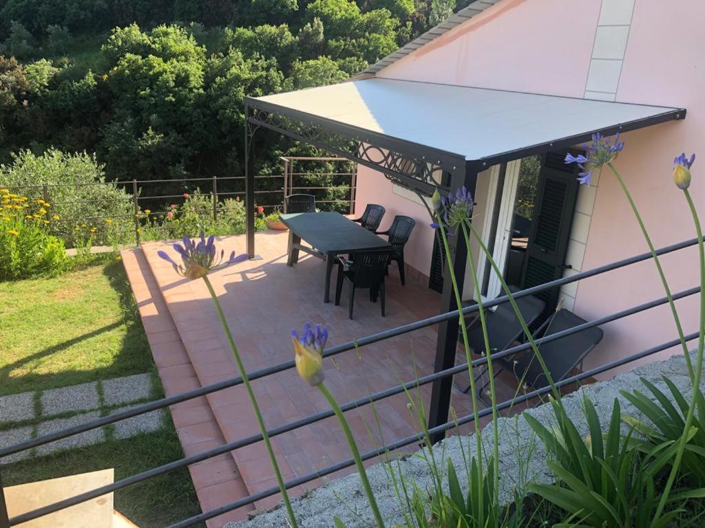 Villa Teca & Succo - Nature E Relax Сестри-Леванте Экстерьер фото